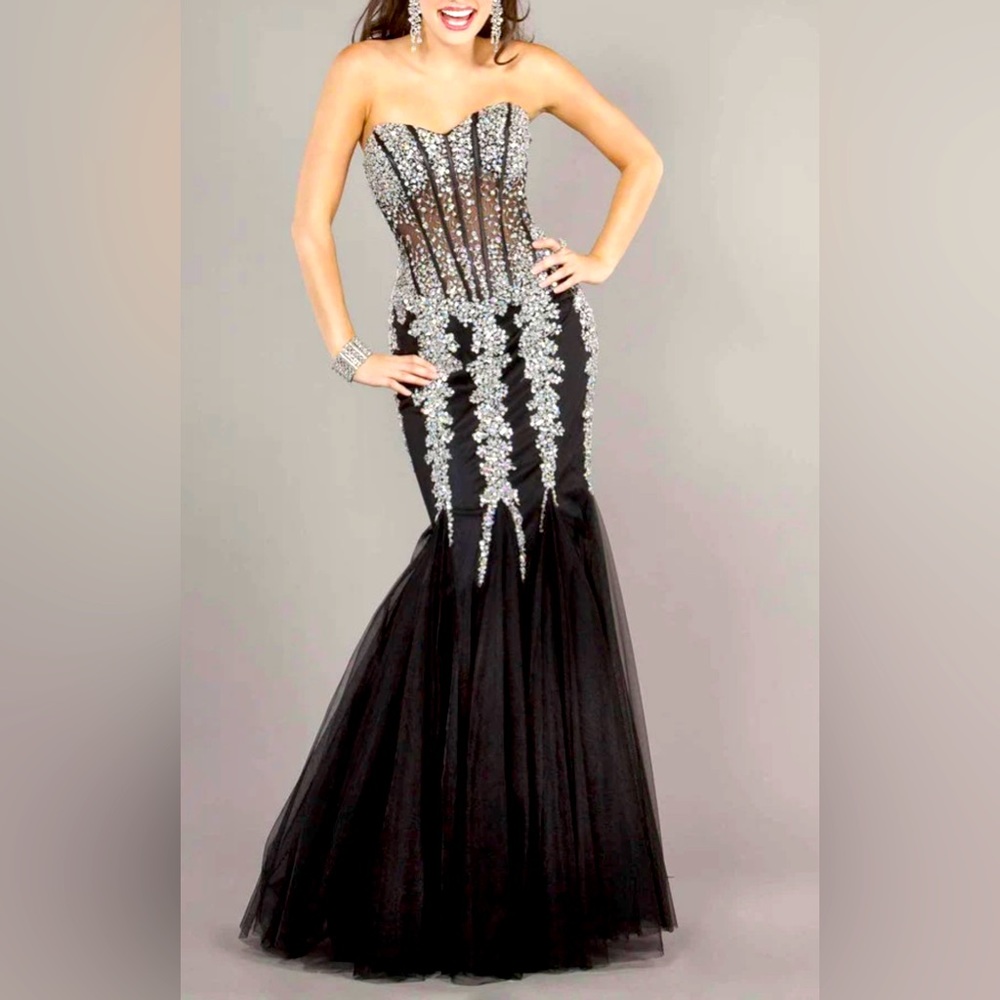JOVANI - Beaded Gown 5908SC Size 0